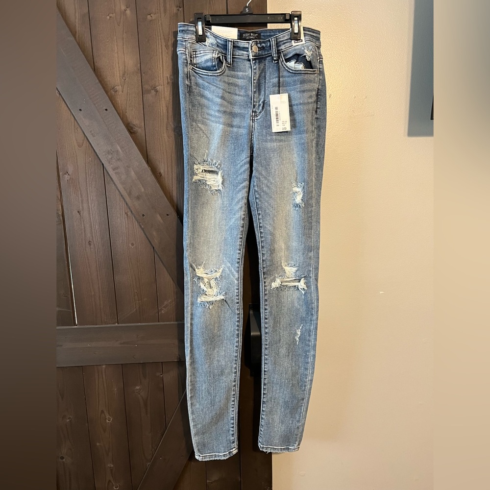 Judy Blue Skinny Fit Distressed Jeans